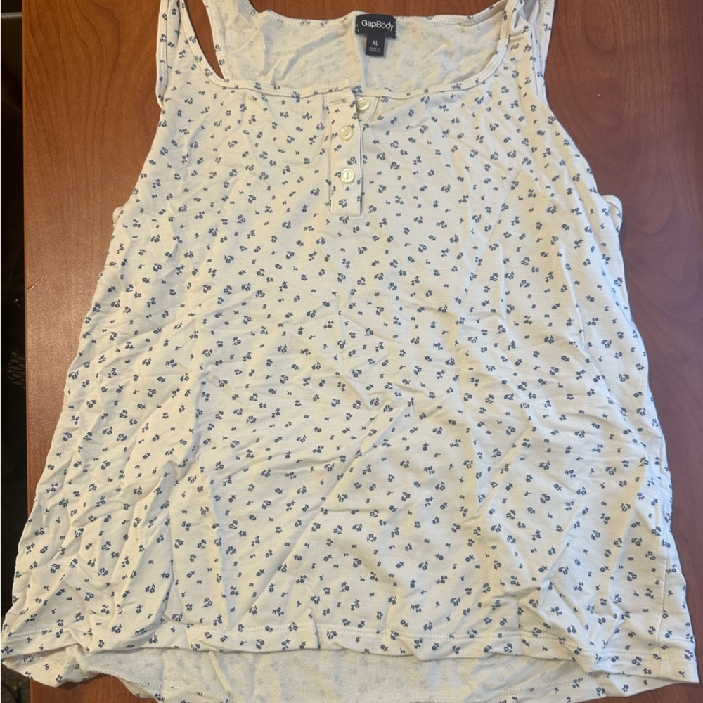 Super cute tank top for bed!